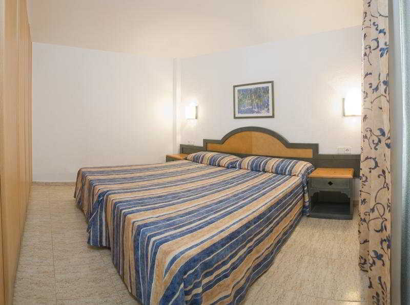 Apartamentos Blue Star (Adults Only) Сан-Антоніо Номер фото